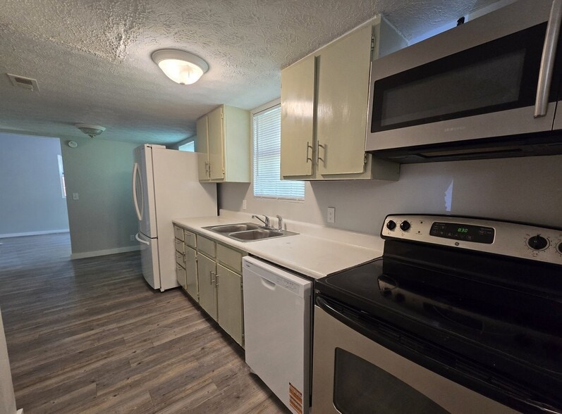 Building Photo - 511 Claiborne St