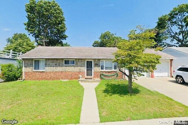 Primary Photo - 90 Arthur Ave