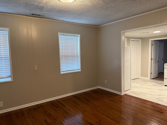 Building Photo - 53 Pelham Heights