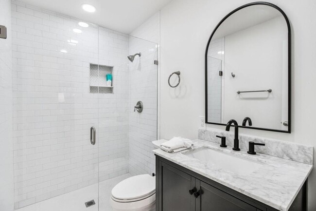 Building Photo - 1990 Wingate Rd