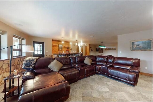 Building Photo - 160 County Rd 6236