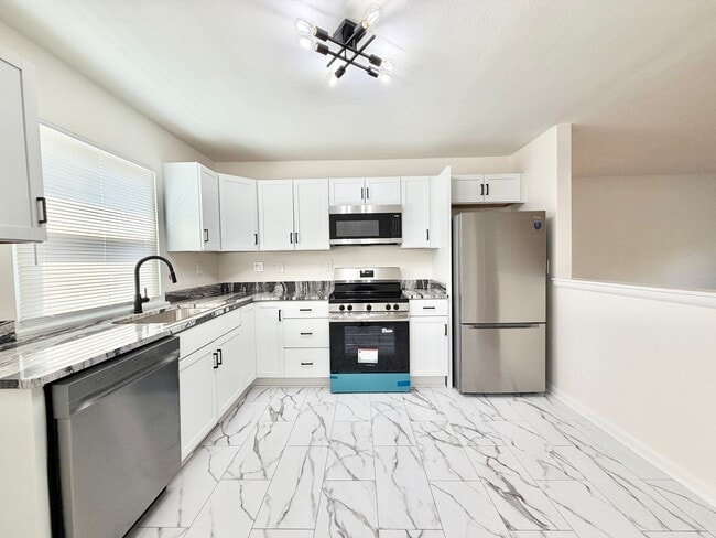 Building Photo - 2724 Riedling Dr