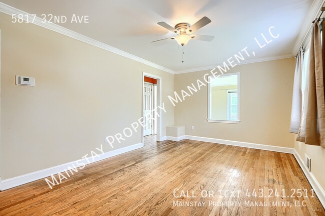 Building Photo - 5817 32nd Ave