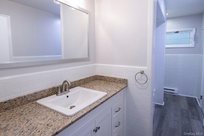 Building Photo - 58 On the Green