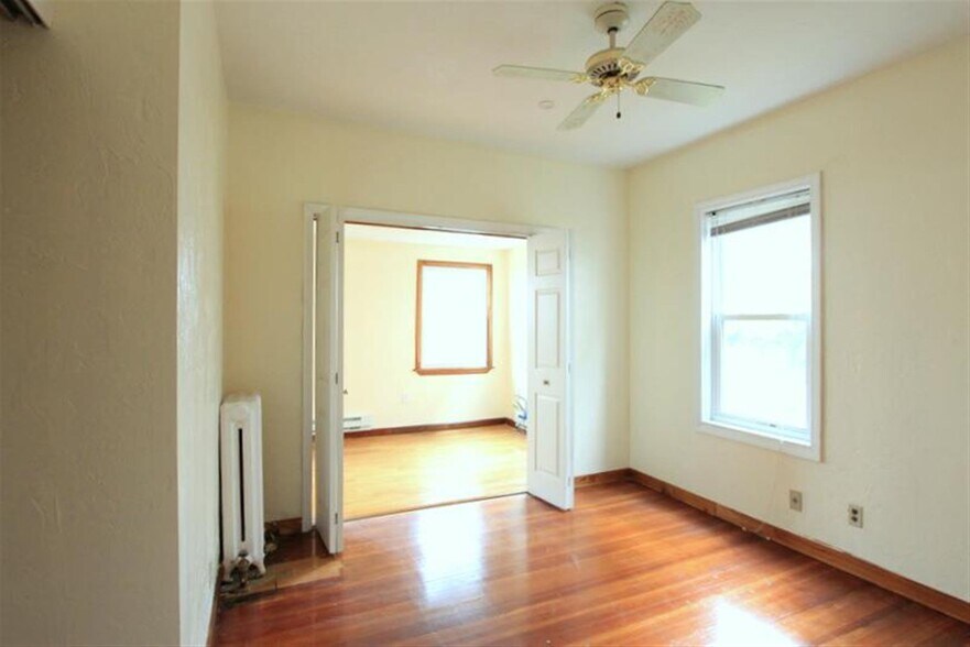 Building Photo - 25 Belknap St