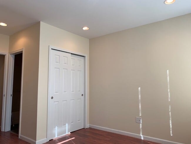 Building Photo - Gorgeous 3-Bedroom, 3-Bath Home in Kensington | Available Now