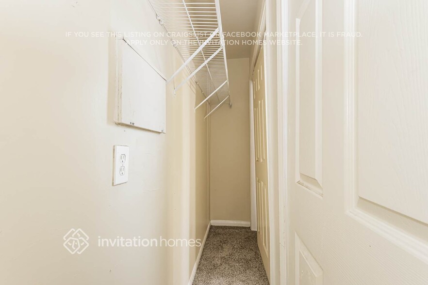 Building Photo - 6348 Austinville Dr