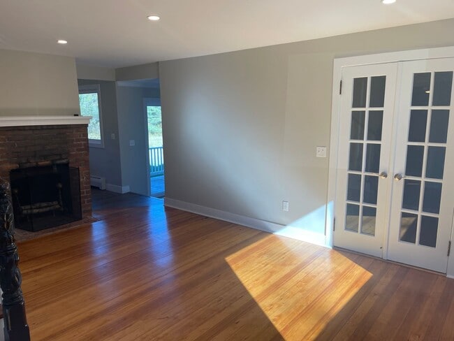 Building Photo - Private, tranquil Rental in Lenox, MA!
