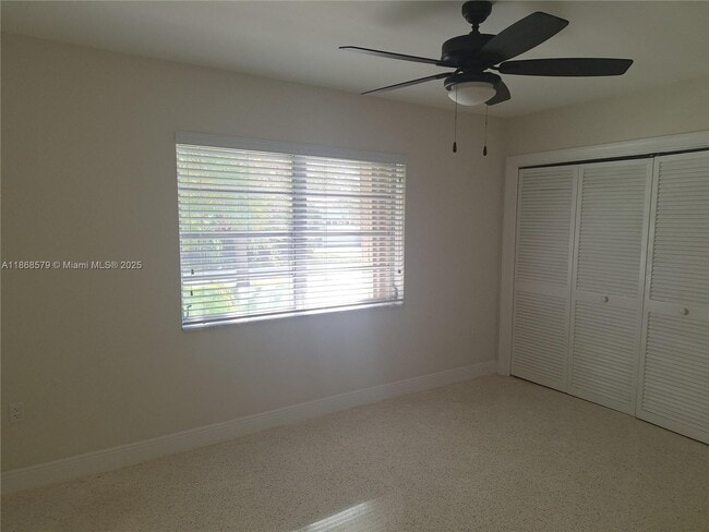 Building Photo - 5600 SW 64th Pl