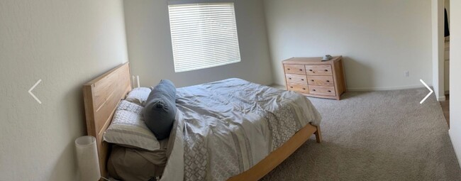 Building Photo - Lovely 3 Bedroom / 2 Bathroom for rent $2,495