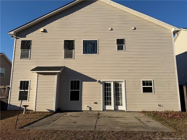 Building Photo - 1735 Zion Dr