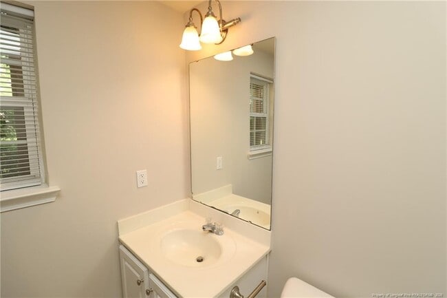 Building Photo - 236 Linden Park Ln