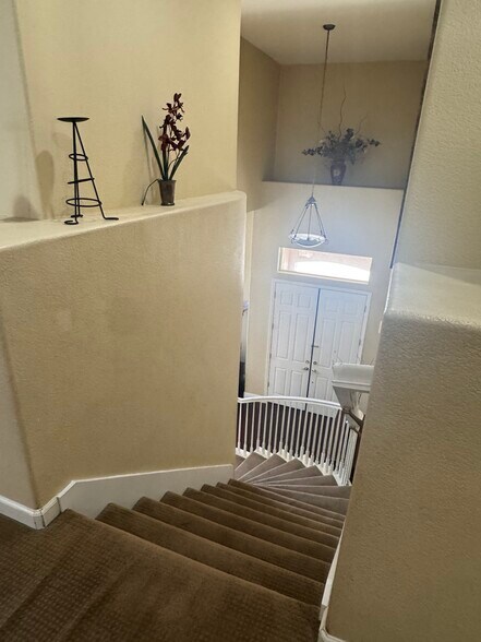 Building Photo - 6593 Alyssa Dr