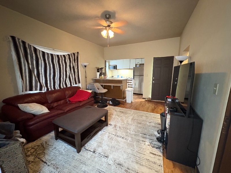 Building Photo - 208 West Ave