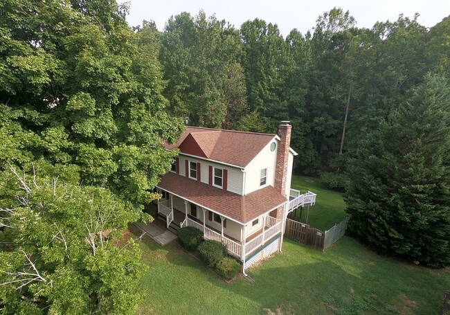 Building Photo - 125 Ivywood Dr
