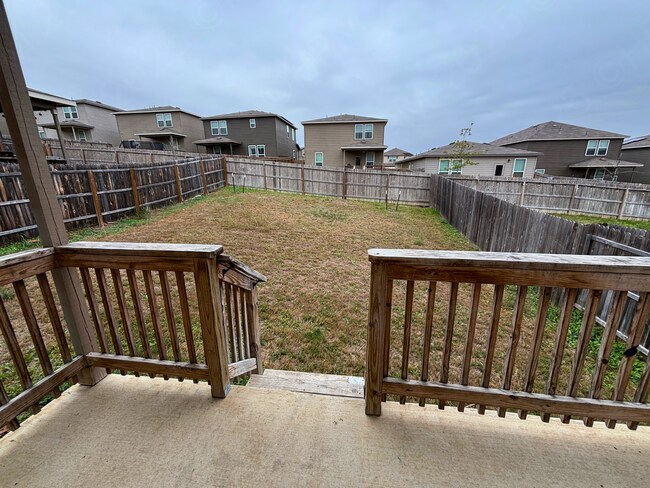 Building Photo - 10330 Gibbons Creek