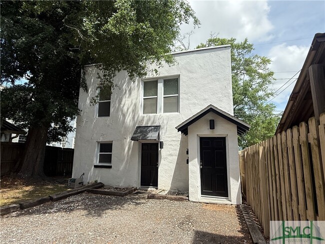 Building Photo - 508 E Henry St