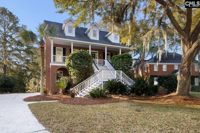 Building Photo - 669 Palisades Dr