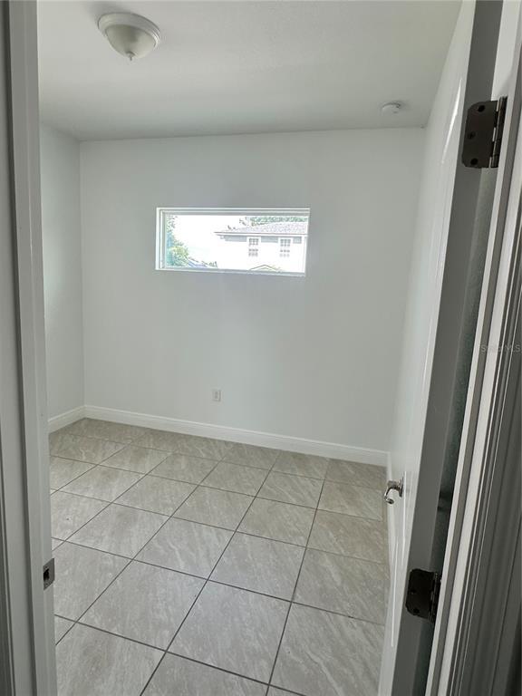Building Photo - 810 Glastonbury Dr