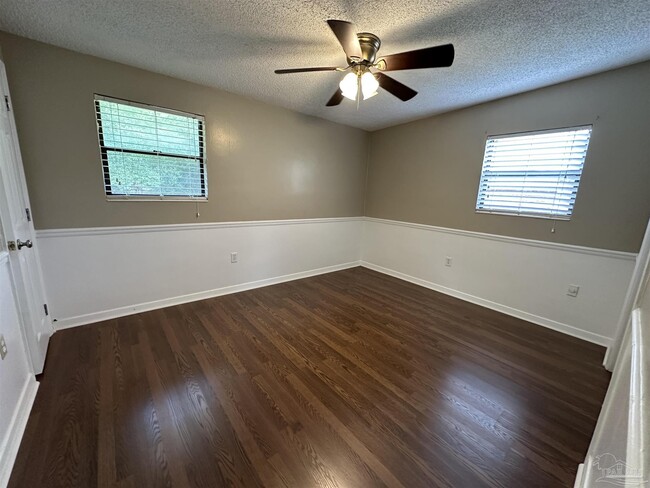 Building Photo - 3955 San Gabriel Dr