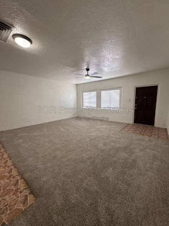 Building Photo - 3209 Burton Ave SE