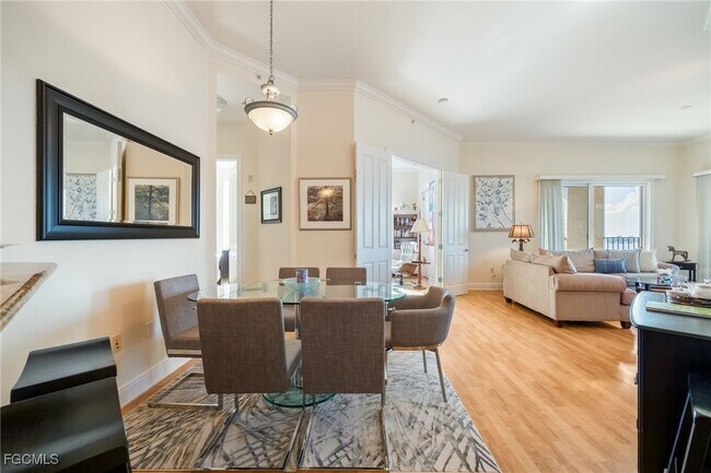 Building Photo - 2825 Palm Beach Blvd