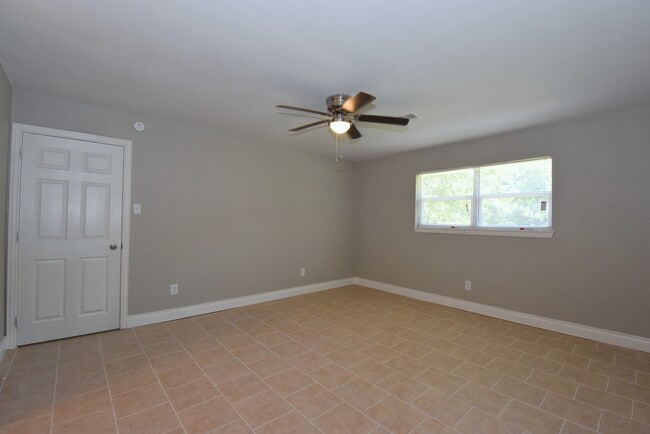 Building Photo - 3615 Willie Way