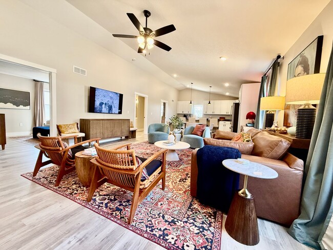 Building Photo - New Construction Home In West Chester, OH 5 BR