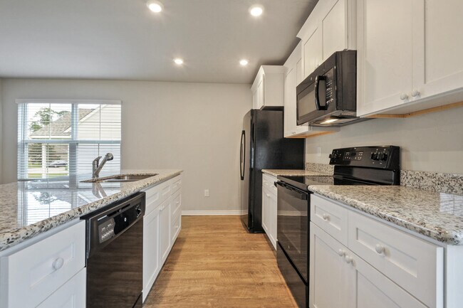 Building Photo - 13033 Turtle Creek Pkwy