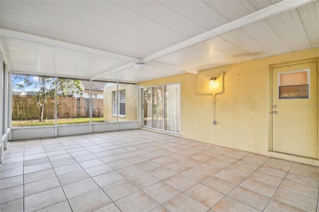 Building Photo - 2342 Tioga Dr