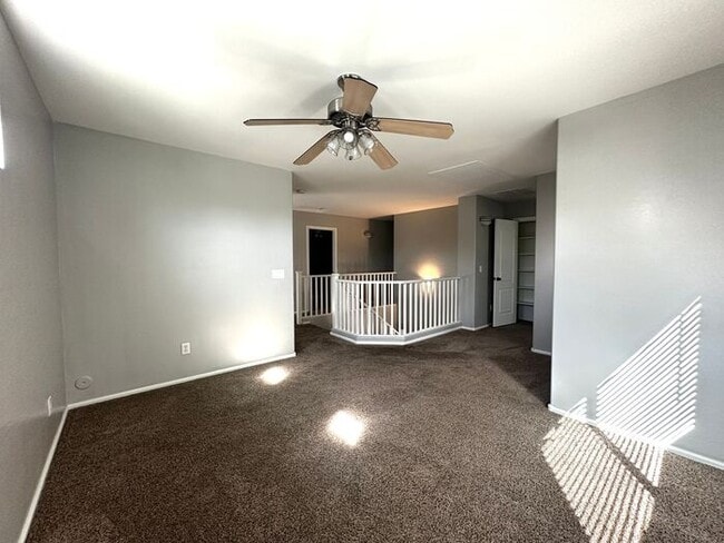 Building Photo - 4BEDROOM/2.5 BATH Lovely San Tan Home!!