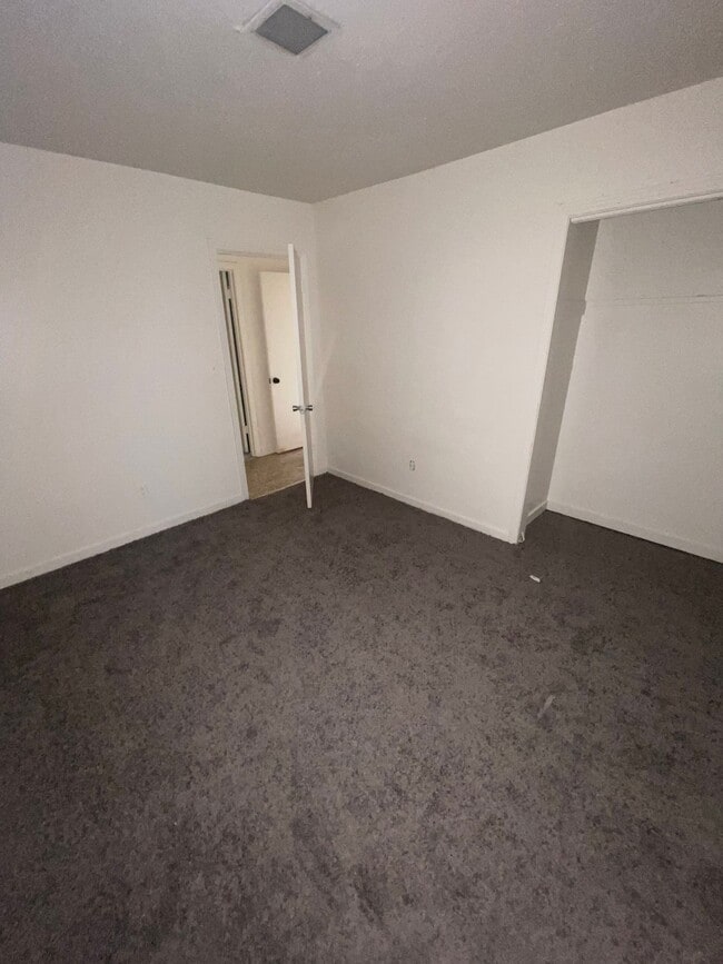 Building Photo - 1471 Dorgan St