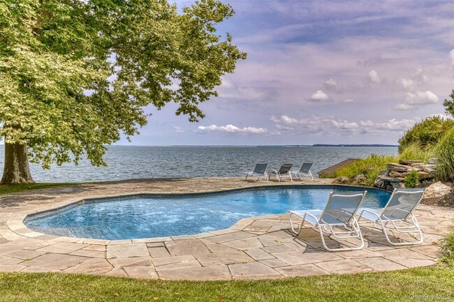 Building Photo - 11120 Main Rd