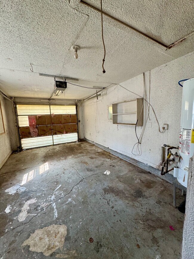 Building Photo - 209 SW 7th St