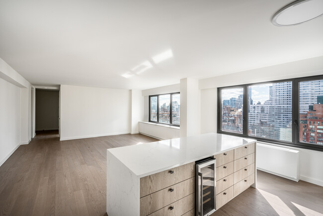 Interior Photo - 220 East 72nd Street