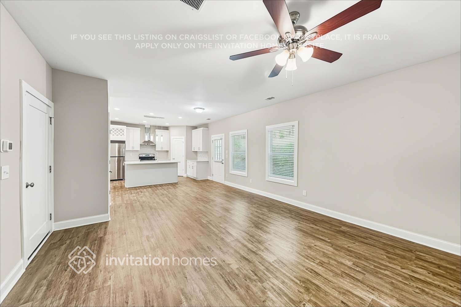 Building Photo - 310 Valley View Dr