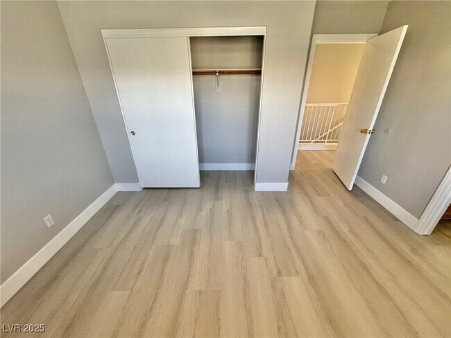 Building Photo - 4330 Spruce Grove St