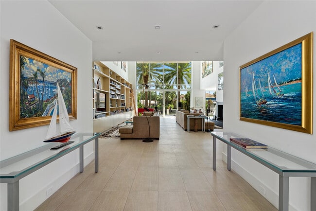 Building Photo - 500 Isle of Capri Dr