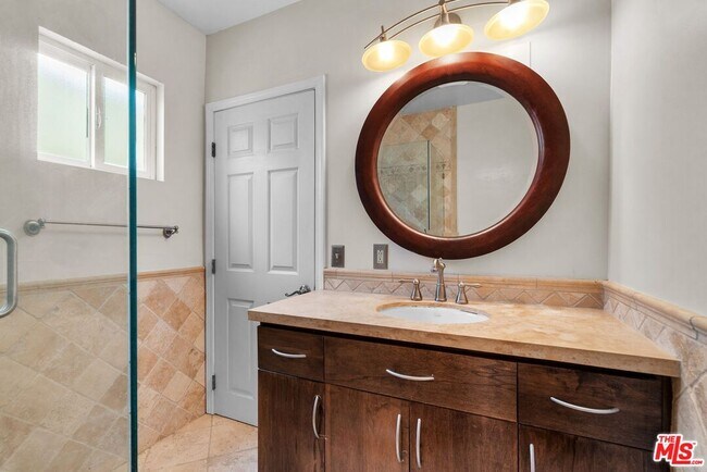 Building Photo - 8871 Gibson St