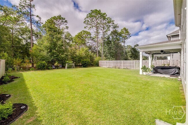 Building Photo - 114 Sams Dr