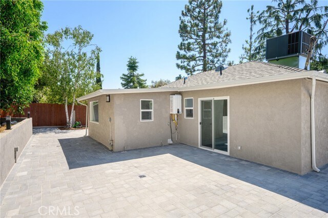 Building Photo - 4924 Lowell Ave