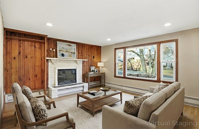 Building Photo - 16 Liberty Dr