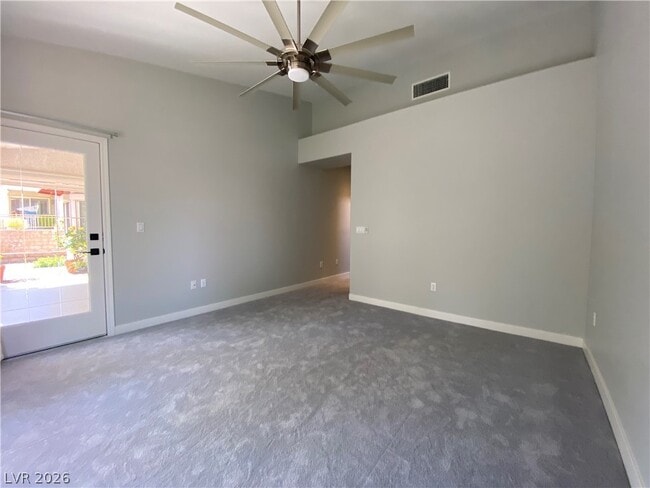 Building Photo - 10013 Woodhouse Dr