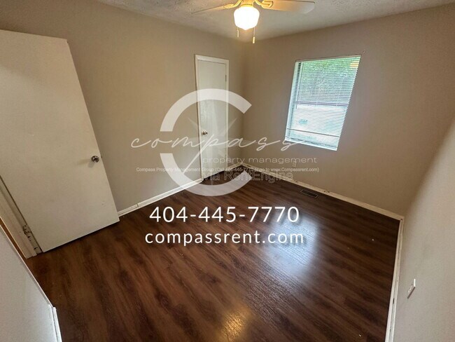 Building Photo - 3841 Bentley Dr