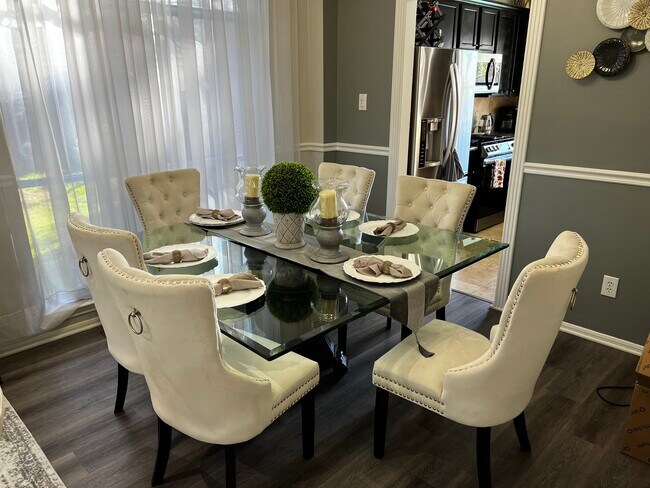 Building Photo - 15611 Brookwood Lake Pl