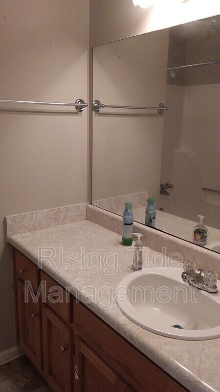 Building Photo - 5502 Mary Munger Rd