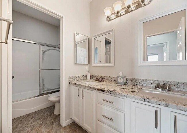 Building Photo - 44800 Calle Santa Barbara