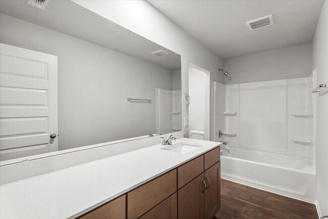 Building Photo - 2711 Totley Rd