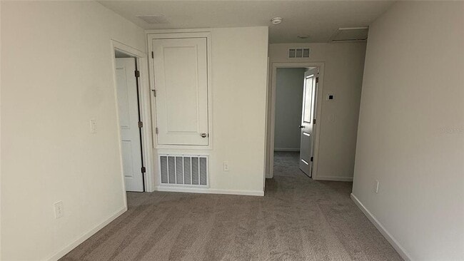 Building Photo - 1542 Jessica Blvd