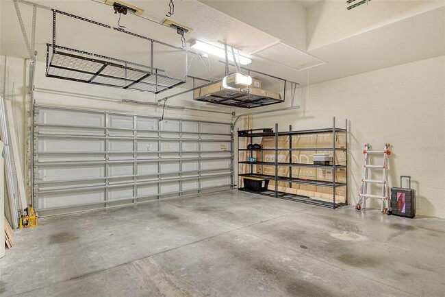 Building Photo - 7256 Monarda Dr